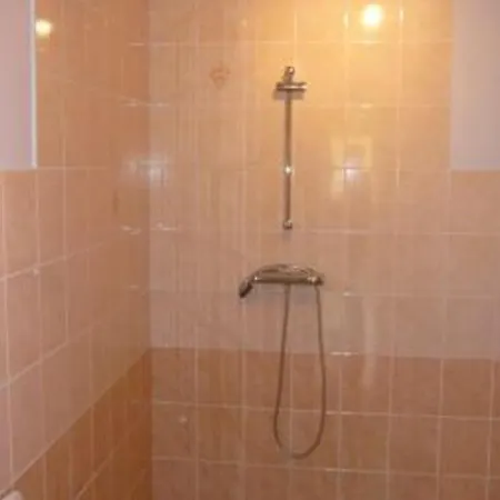 Docelles, 6 Pièces, 11 Personnes - Fr-1-589-420 Docelles